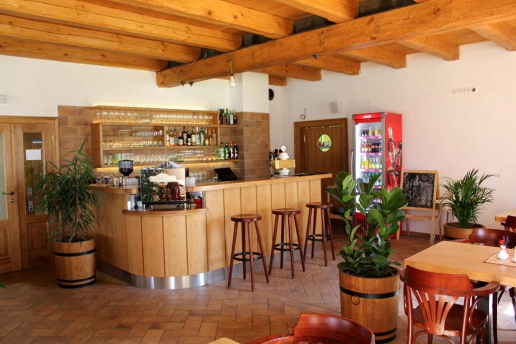 Bily Beranek Hotel Hladov Luaran gambar