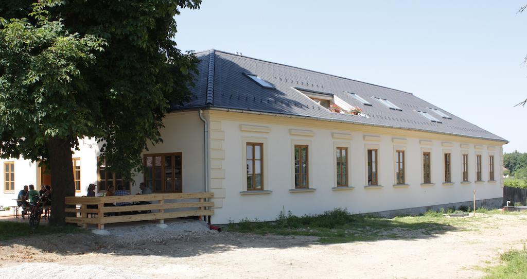 Bily Beranek Hotel Hladov Luaran gambar