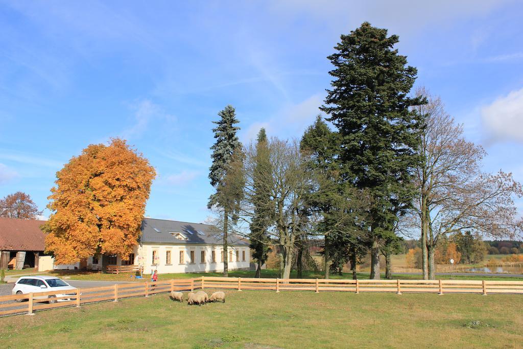 Bily Beranek Hotel Hladov Luaran gambar